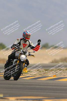 media/Sep-30-2023-SoCal Trackdays (Sat) [[636657bffb]]/Turn 15 (1120am)/